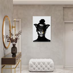 Quadro Butterfly Woman Tinta 60x43 Filete Branco