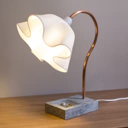 Luminária DeluxeLamp (Branca, Cobre e Pedra Sabão) - Bivolt