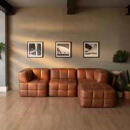 Sofá Guldi Popup com 2 Módulos Canto Central e Puff Corino Caramelo