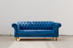 Sofá Chesterfield Clássico 3 Lugares - Veludo Azul